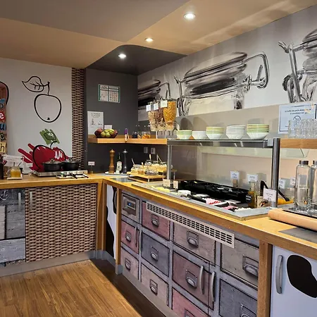 Ibis Styles Angouleme Nord - Restaurant 호텔 3*