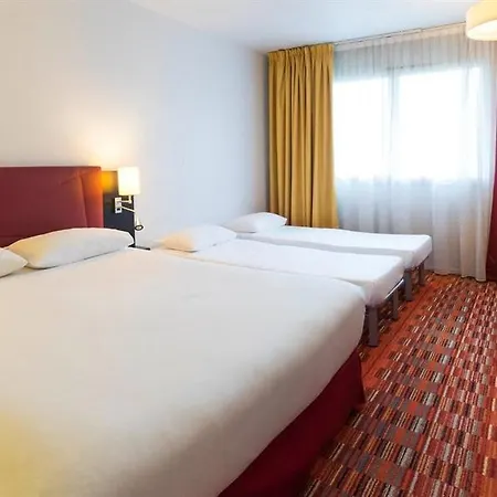 Hotel Ibis Styles Angoulême Nord - Restaurant 3*