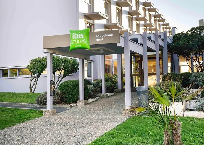 Ibis Styles Angoulême Nord - Restaurant Hotel 3*