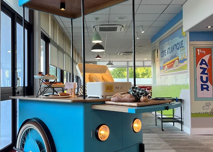 Hotel Ibis Styles Angoulême Nord - Restaurant 3*